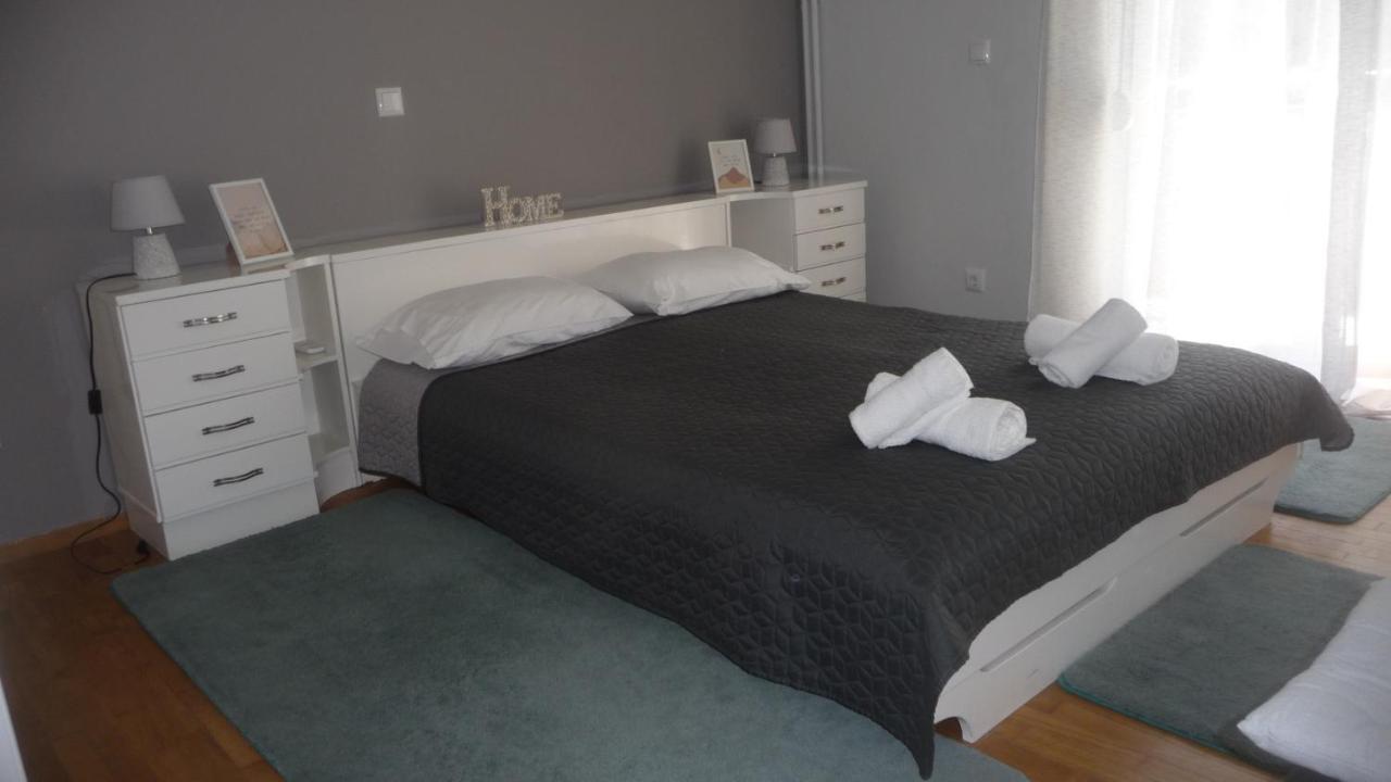 D&J Central Appartment Ioannina Ngoại thất bức ảnh